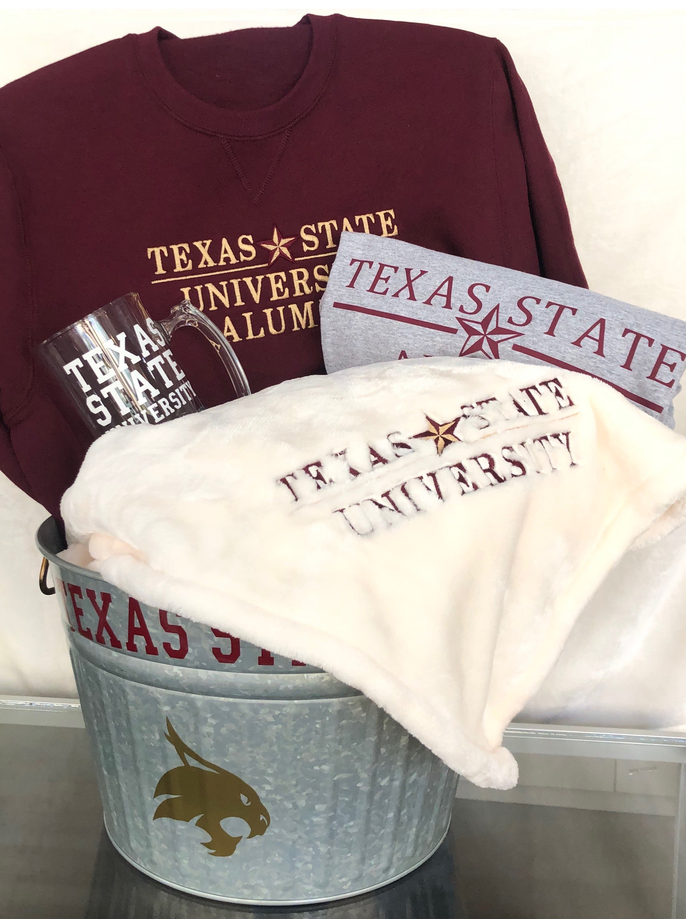 Texas State University TXST Graduation Package